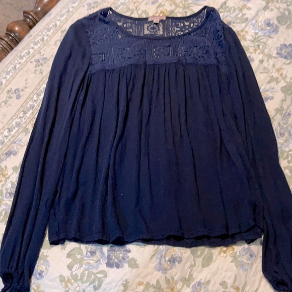 Top - Picture 1 of 1